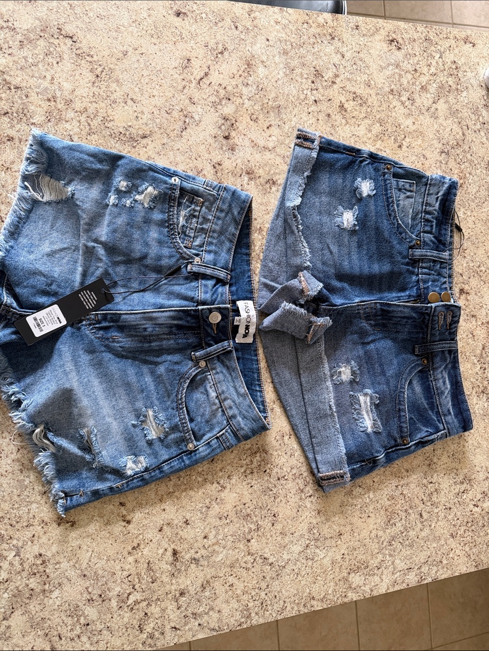 BNWT Fashion Nova Jean shorts size 5